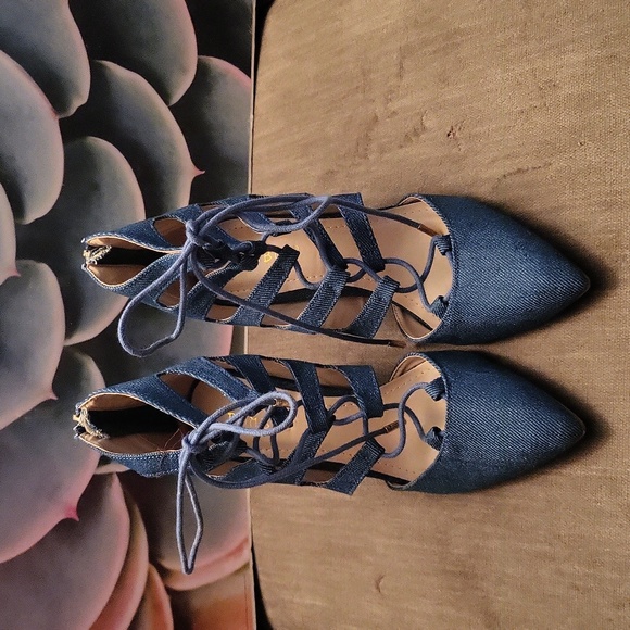 denim lace up heels 6 1/2 - Picture 4 of 8